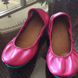 Tieks fushia